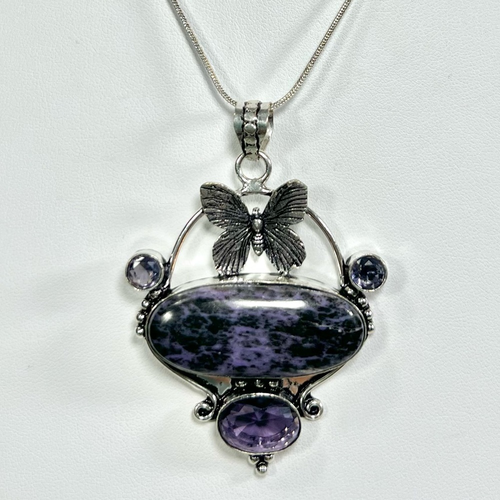 Charoite 925 🦋 Butterfly Gemstone Pendant - Picture 1 of 5